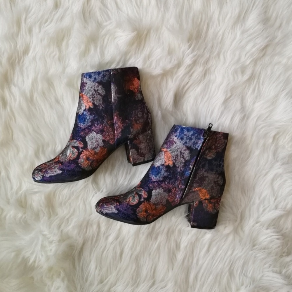 Zigi Soho Black Floral Ankle Boots Booties Heels - Picture 5 of 6